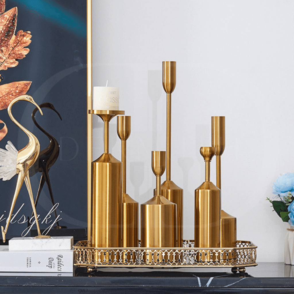 Castiçal de Metal Dourado – Roma