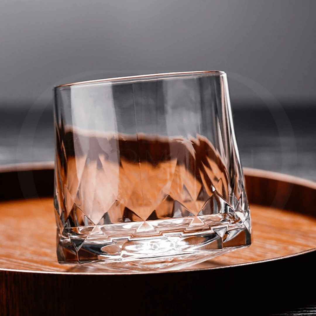 Copos Giratórios de Vidro para Whisky – Design Clássico com Efeito Spinning