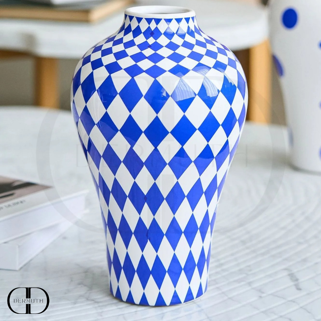 Vaso Cerâmico Azul com Padrão Geométrico