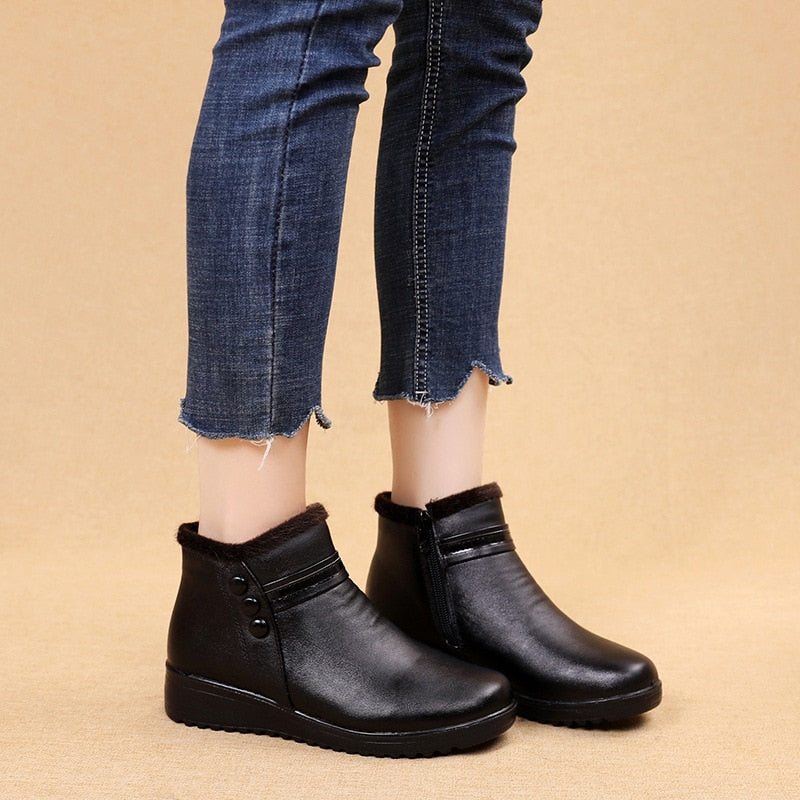 Bota Couro de Inverno Peluciado - Hellena - (Promoção de Inverno 2026)