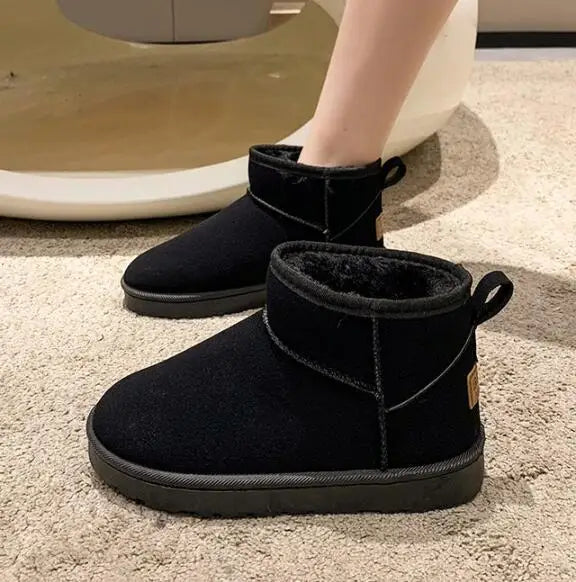 Bota Feminina Curta Acolchoada Plataforma Confortável - (Promoção de Inverno 2026)