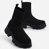 Bota Feminina com Plataforma Cano Curto (Promoção de Inverno 2026)