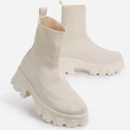 Bota Feminina com Plataforma Cano Curto (Promoção de Inverno 2026)