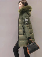 Casaco Feminino Para Inverno com Capuz e Gola Parka Elegante