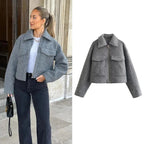 Jaqueta Feminina Curta em Tweed com Zíper - Modelo Cropped