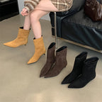 Bota Feminina de Bico Fino Salto Baixo Vintage - (Promoção de Inverno 2026)